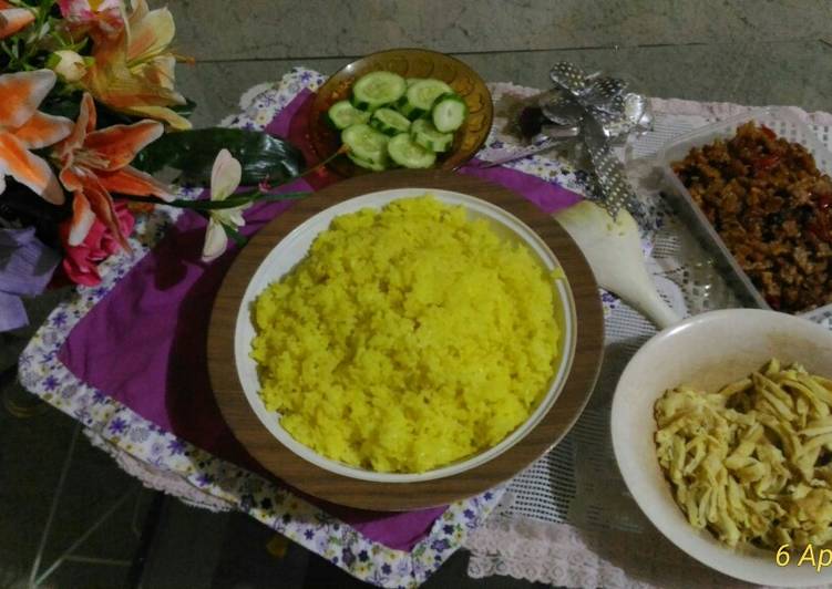 Nasi Kuning Ala Bunda Yani