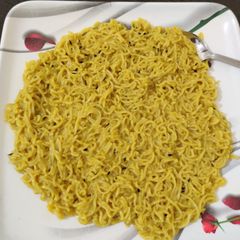 A picture of Boiled Maggi.