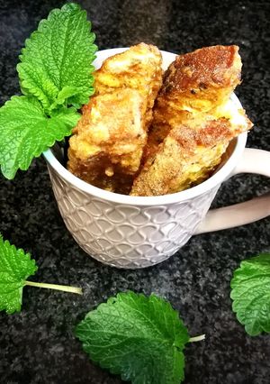 Una foto de Bastoncillos de pan The Rustik Bakery con huevo y 5 pimientas