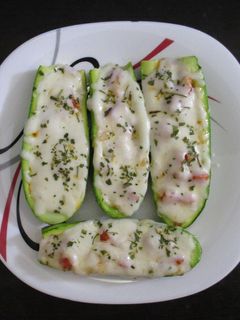 عکسی از دستور کدوی شکم پر پنیری