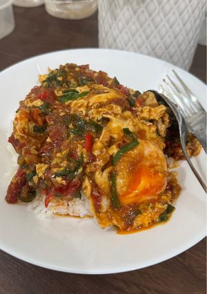 Foto resep Nasi Telur Kecap pedes