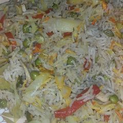 A picture of Chinese fried rice.