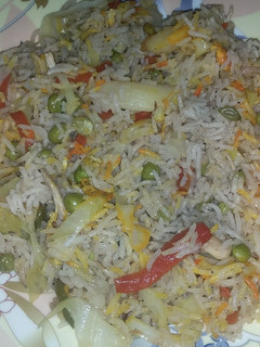 A picture of Chinese fried rice.