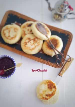 Une photo de Petits pains de semoule a la plancha