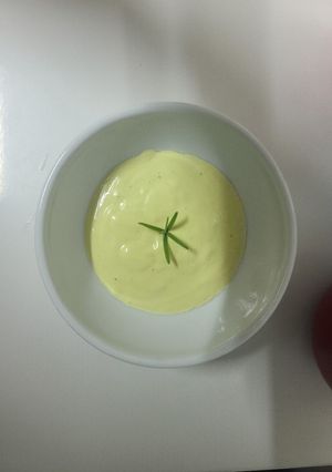 Una foto de Mayonesa de aguacate 🥑