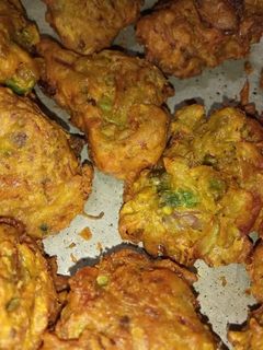 সজনে ফুলের বড়া রেসিপির প্রধান ছবি