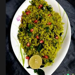 A picture of Hariyali Poha.