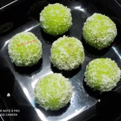 A picture of Gulkand Coconut ladoo.