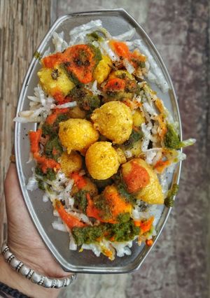 A picture of Ram ladoo.