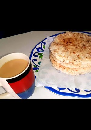 Una foto de Mbejú aramirõ (fécula de mandioca), Cocido Quemado con leche😋