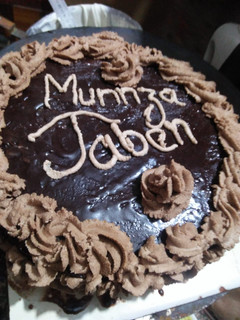 A picture of Chocolate cream cake.