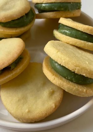 Una foto de Alfajor de albahaca y jengibre