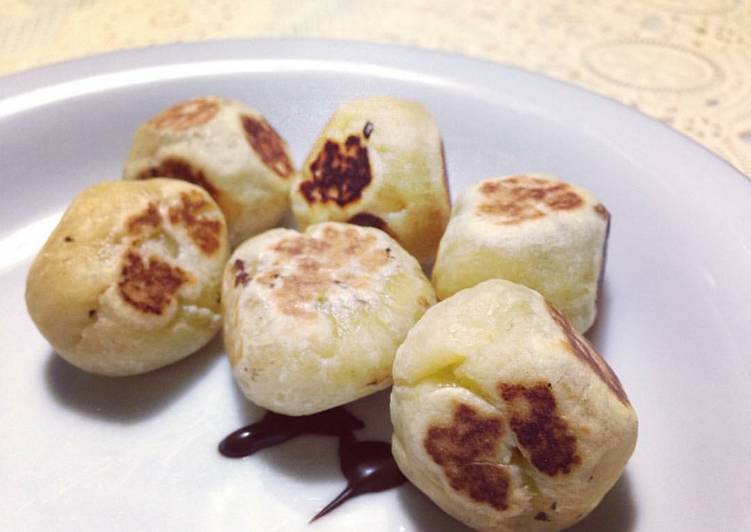 Resep Pia Coklat Teflon oleh Pudji Handayani Cookpad Resep Pia Coklat Teflon oleh Pudji Handayani Cookpad