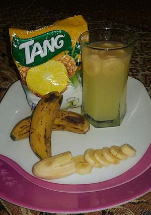 A picture of Pineapple cocktail.