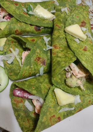A picture of Green veggies wrap😊😊.