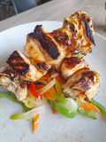 Pinchos de solomillo de pollo a la oriental