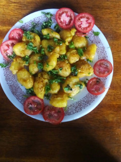 A picture of Viazi karai.