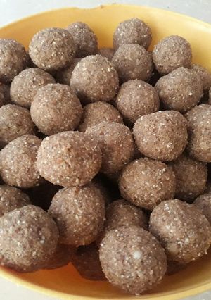 A picture of Winter Special Laddoo.