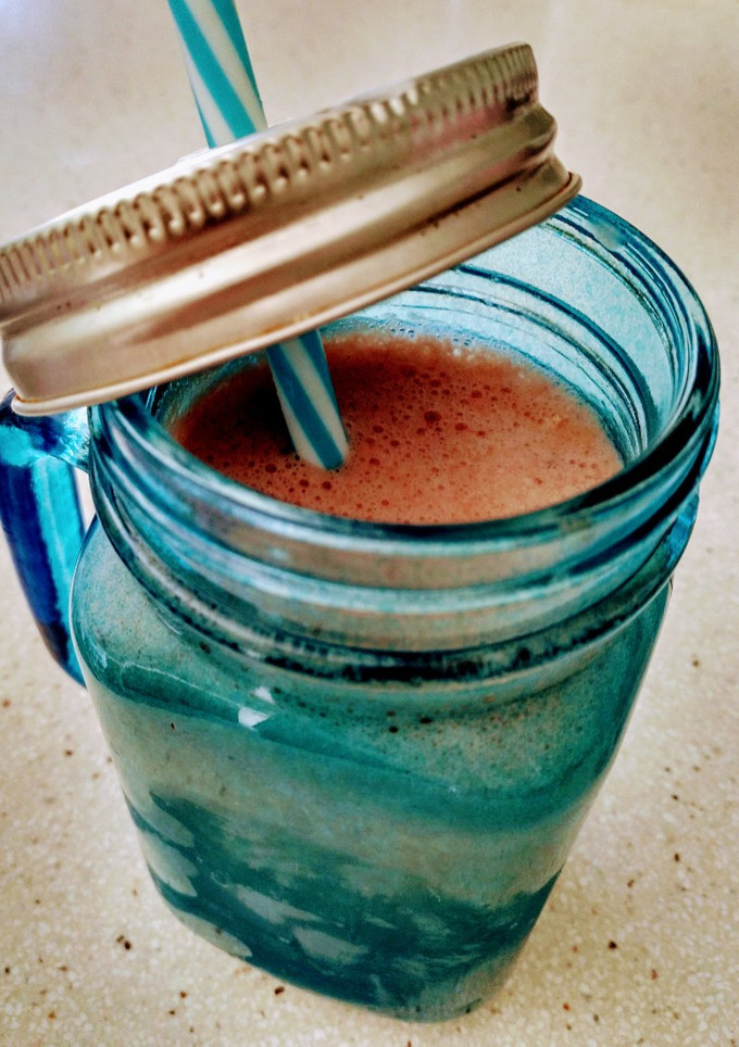 Una foto de Batido de fresas maceradas en azúcar 🍓