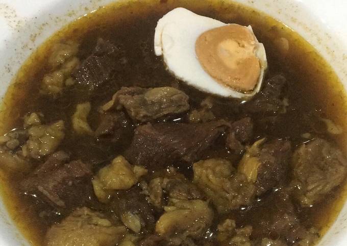 Cara Gampang Membuat Rawon Sapi bumbu bamboe, Menggugah Selera