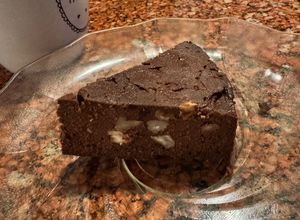 Una foto de BUDÍN DE CHOCOLATE Y NUECES (sin gluten ni azúcar, con boniato zanahoria y dátiles)