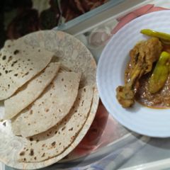 Fine atay ki roti A picture of Fine atay ki roti.