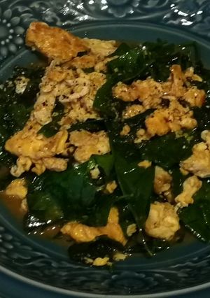 รูปของ ใบเหลียงผัดไข่(มังสวิรัติ)