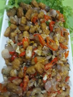 Foto resep Tempe oseng bawang orak arik telur