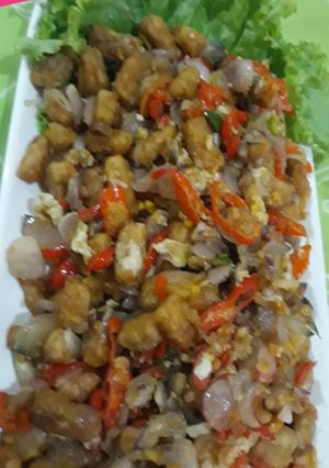 Foto resep Tempe oseng bawang orak arik telur