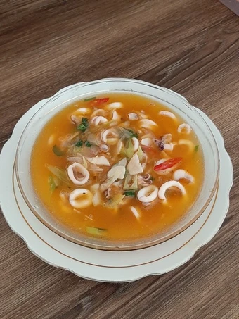 Langkah Mudah untuk Membikin Resep Cumi Pedas Asam Manis ala @dapur_buayuk yang Enak Banget Anti Ribet, Uenak Banget