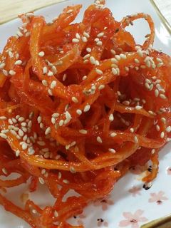 韓式涼拌辣魷魚絲 오징어채무침 的食譜成品照片
