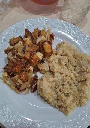 Una foto de Risotto de quinoa con ensalada de Papa
