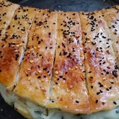 Garlic cheese bread A picture of Garlic cheese bread.