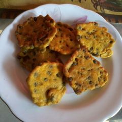 A picture of Green gram fritters.