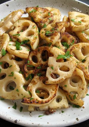 A picture of Garlic, Anchovy & Lotus Root.