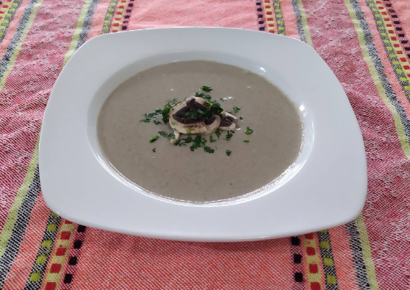 Una deliciosa crema de champiñones