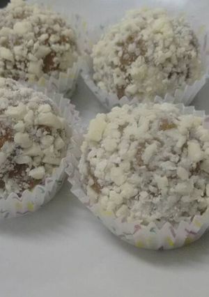 Una foto de Trufas o Brigadeiros
