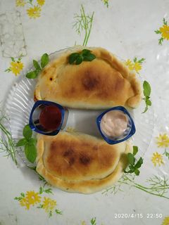 عکسی از دستور پیراشکی گوشت و قارچ و سبزیجات