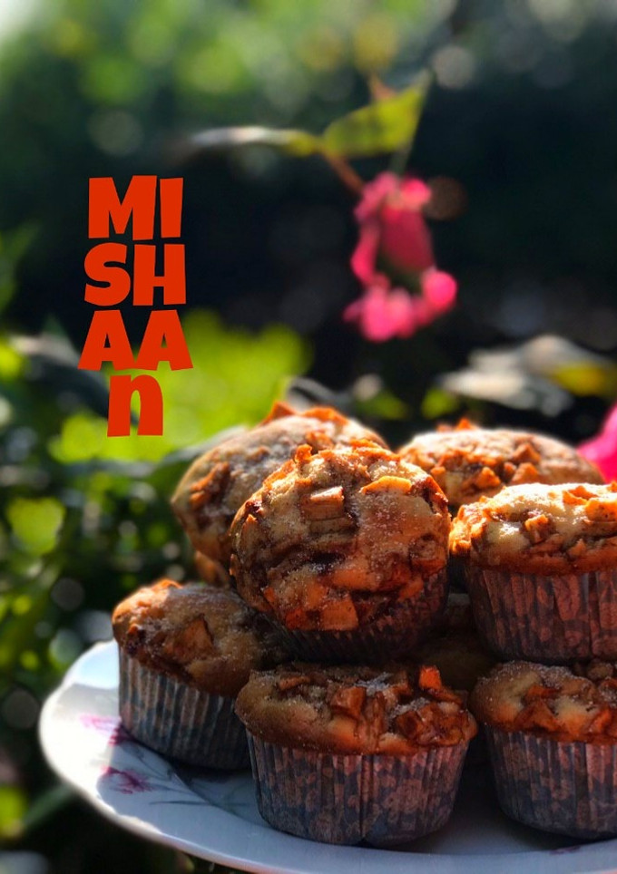 عکسی از دستور کاپ کیک گردو و سیب و دارچین
