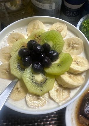 A picture of Ultraman's Overnight Oats.