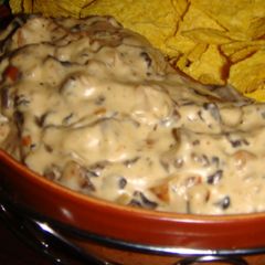 A picture of Chicken and mushroom dip.