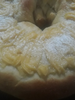 Una foto de Rosca de Pascuas rellena