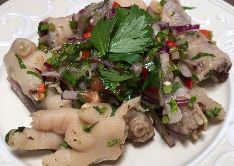 Step-by-Step Guide to Prepare Any-night-of-the-week Kerabu Kaki Ayam (Chicken Feet)