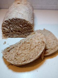 Una foto de Pan de molde integral