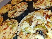 Una foto de tarta de zucchini y ricotta