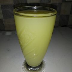 Cucumber,lemon,ginger drink A picture of Cucumber,lemon,ginger drink.