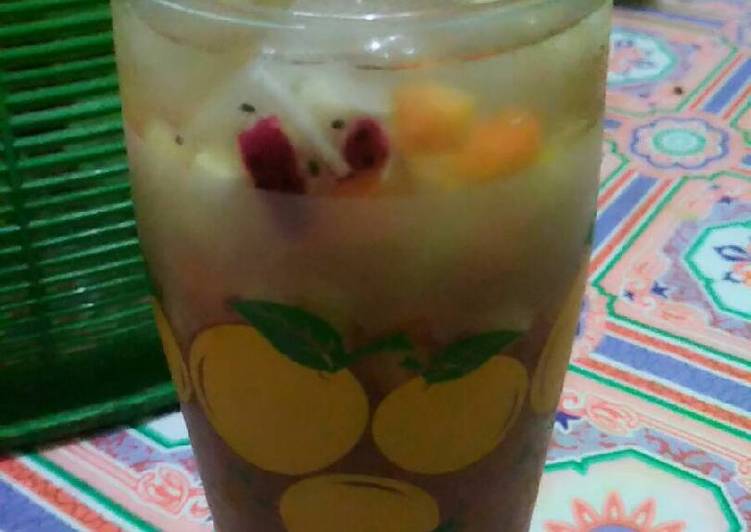 Es buah dg sirup melon