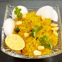 A picture of Peri peri poha.