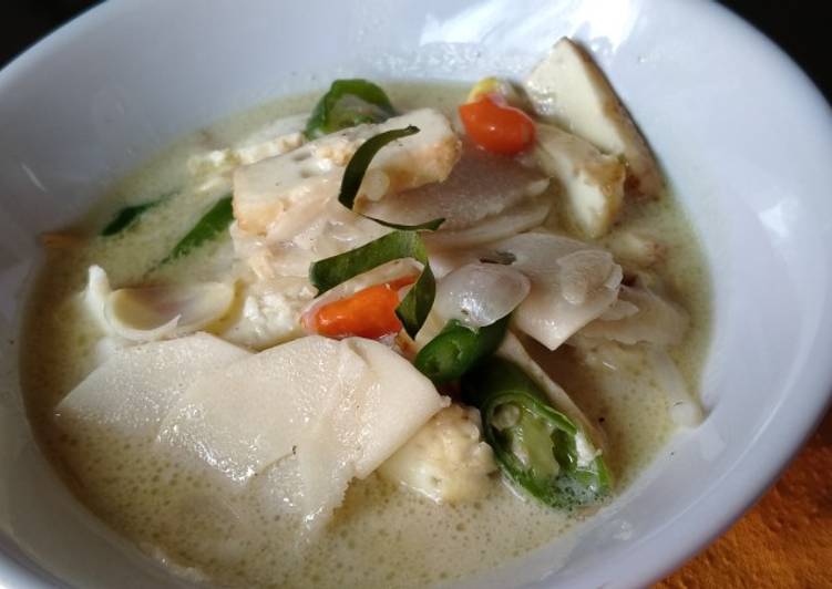 Tumis Putih Telur + Rebung