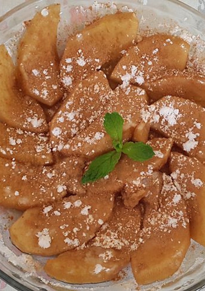 Una foto de Manzanas al vapor con menta y canela
